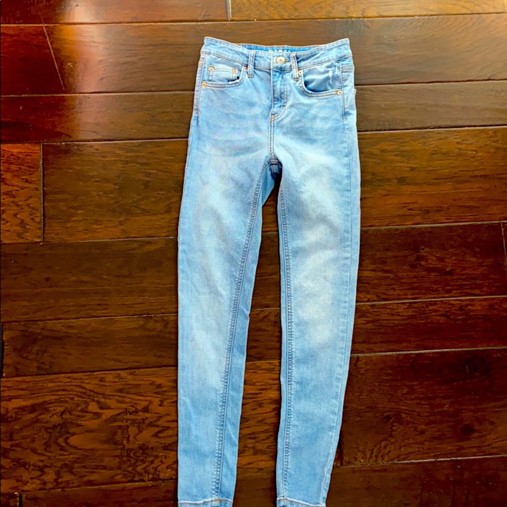 Skinny jeans